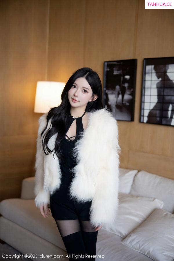   [XiuRen]高清写真图 2023.02.03 No.6212 林珊珊 黑丝美腿第16张图片